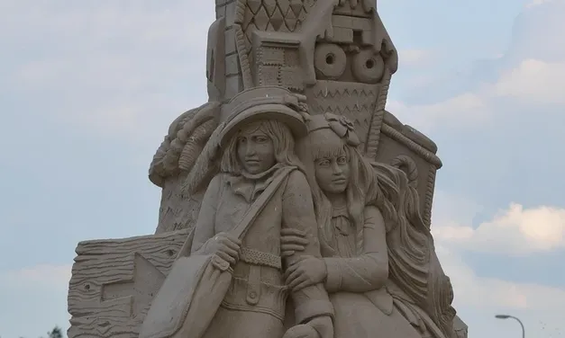 Grootste Nachtwacht ter wereld staat bij  ’t Veluws Zandsculpturenfestijn, maar moet weg!